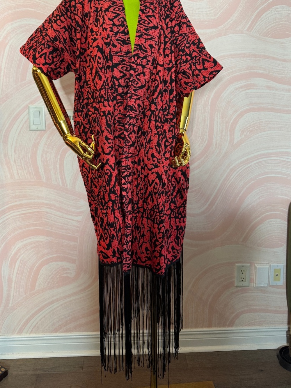 Fringe robe
